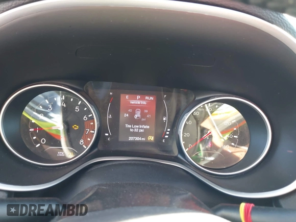2019 Jeep Compass Latitude with VIN 3C4NJDBB1KT661261, listed as a IAAI auction lot 41883403 with 207,304 mi miles and . Bid and sale history available at DreamBid. Image 7.