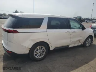 2024 Kia Carnival LX with VIN KNDNB4H3XR6303335, listed as a Copart auction lot 71558034 with 13,389 mi miles and Salvage Title. Bid and sale history available at carsss.com. Image 3.