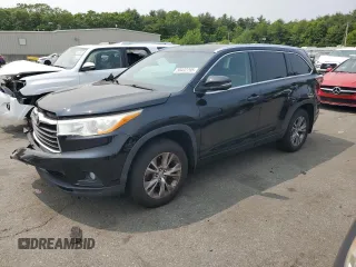 2014 Toyota Highlander XLE with VIN 5TDJKRFH1ES010203, listed as a Copart auction lot 58432795 with 180,486 mi miles and Salvage title. Bid and sale history available at DreamBid. Image 1.