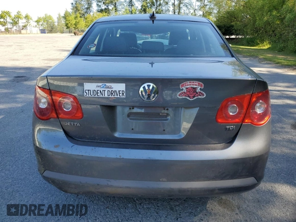 2006 Volkswagen Jetta 1.9L TDI z VIN 3VWDT81K16M728954, wystawiony jako Copart lot #60508105 z przebiegiem 116 493 mil mil oraz Szkoda całkowita • Salvage title. Historia ofert i sprzedaży dostępna na DreamBid. Obrazek 6.