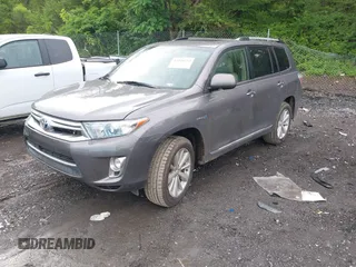 2013 Toyota Highlander Limited with VIN JTEDC3EH7D2012662, listed as a IAAI auction lot 42226232 with 135,064 mi miles and . Bid and sale history available at DreamBid. Image 2.