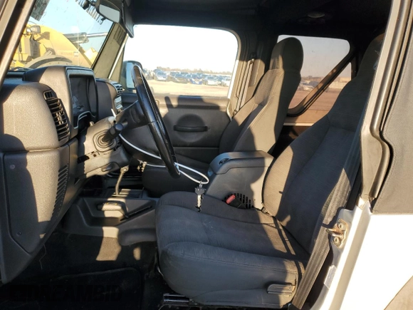 2003 Jeep Wrangler Sport with VIN 1J4FA49S03P313901, listed as a Copart auction lot 46100245 with 61,335 mi miles and Clean Title. Bid and sale history available at carsss.com. Image 7.