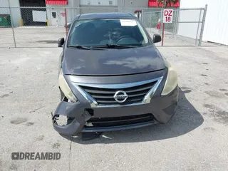 2015 Nissan Versa SV с VIN 3N1CN7AP4FL852899, выставлен на аукционе IAAI как лот 42496924 с пробегом 218 261 миль миль и . История ставок и продаж доступна на DreamBid. Изображение 6.