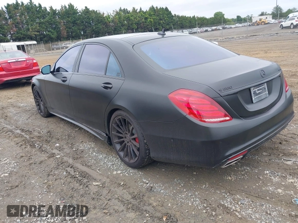 2014 Mercedes-Benz S 550 z VIN WDDUG8FB7EA035212, wystawiony jako IAAI lot #42376437 z przebiegiem 126 879 mil mil oraz . Historia ofert i sprzedaży dostępna na DreamBid. Obrazek 3.