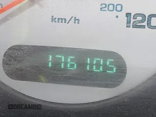 2004 Dodge Caravan SXT z VIN 2D4GP44L14R617041, wystawiony jako IAAI lot #42131204 z przebiegiem 176 105 mil mil oraz . Historia ofert i sprzedaży dostępna na DreamBid. Obrazek 12.