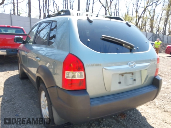 2006 Hyundai Tucson GLS with VIN KM8JN12D06U285856, listed as a IAAI auction lot 42112640 with 157,016 mi miles. Bid and sale history available at carsss.com. Image 15.