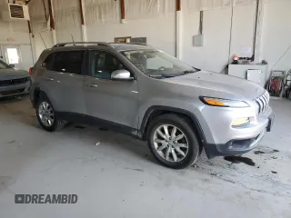 2017 Jeep Cherokee Limited with VIN 1C4PJMDB4HW543326, listed as a Copart auction lot 46492365 with 121,668 mi miles and Salvage title. Bid and sale history available at DreamBid. Image 4.