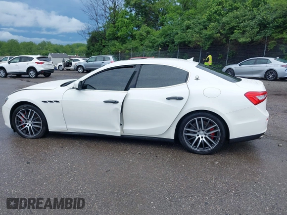 2014 Maserati Ghibli S Q4 z VIN ZAM57RTA9E1077084, wystawiony jako IAAI lot #42283638 z przebiegiem Nie podano mil oraz . Historia ofert i sprzedaży dostępna na DreamBid. Obrazek 15.