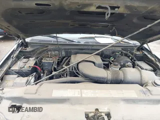 2000 Ford F-150 XL with VIN 1FTRX17L6YKA30614, listed as a IAAI auction lot 42110031 with Not provided miles and . Bid and sale history available at DreamBid. Image 10.