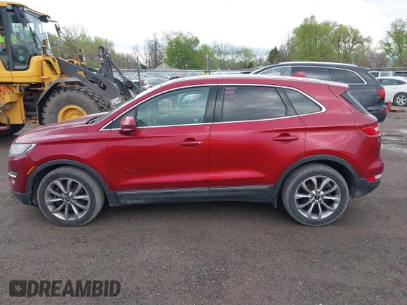 2015 Lincoln MKC z VIN 5LMCJ2A97FUJ06166, wystawiony jako IAAI lot #42098799 z przebiegiem 155 916 mil mil oraz . Historia ofert i sprzedaży dostępna na DreamBid. Obrazek 14.