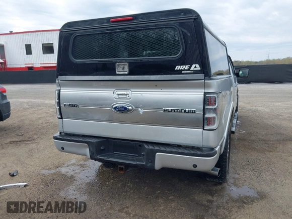 2011 Ford F-150 XLT with VIN 1FTFW1ET8BFD18868, listed as a IAAI auction lot 41971839 with 266,627 mi miles. Bid and sale history available at carsss.com. Image 17.