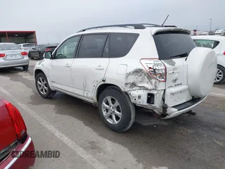 2010 Toyota RAV4 Limited z VIN 2T3YF4DV6AW017087, wystawiony jako IAAI lot #41546168 z przebiegiem 249 218 mil mil oraz . Historia ofert i sprzedaży dostępna na DreamBid. Obrazek 3.