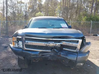 2008 Chevrolet Silverado 1500 LTZ with VIN 3GCEK13Y18G149385, listed as a IAAI auction lot 41223162 with 290,166 mi miles. Bid and sale history available at carsss.com. Image 12.
