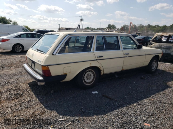 1980 Mercedes-Benz 300 с VIN 12319012019843, выставлен на аукционе Copart как лот 66558265 с пробегом 116 912 миль миль и Чистый • Clean title. История ставок и продаж доступна на DreamBid. Изображение 3.