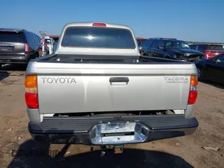 2001 Toyota Tacoma PreRunner z VIN 5TEGN92N41Z768370, wystawiony jako IAAI lot #42228571 z przebiegiem 172 317 mil mil oraz . Historia ofert i sprzedaży dostępna na DreamBid. Obrazek 17.
