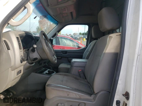 2012 Nissan NV SV z VIN 1N6BF0LY8CN118858, wystawiony jako Copart lot #78417494 z przebiegiem 249 573 mil mil oraz Szkoda całkowita • Salvage title. Historia ofert i sprzedaży dostępna na DreamBid. Obrazek 7.