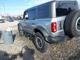2022 Ford Bronco with VIN 1FMEE5DP5NLB85773, listed as a IAAI auction lot 41184225 with 22,597 mi miles. Bid and sale history available at carsss.com. Image 3.