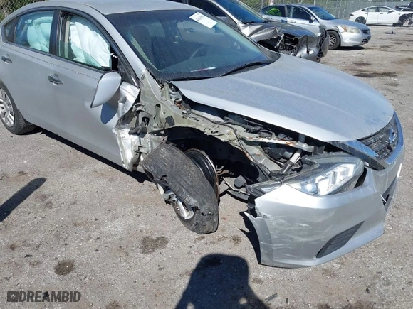 2017 Nissan Altima 2.5 S with VIN 1N4AL3AP3HN347626, listed as a IAAI auction lot 41863998 with 143,387 mi miles. Bid and sale history available at carsss.com. Image 6.