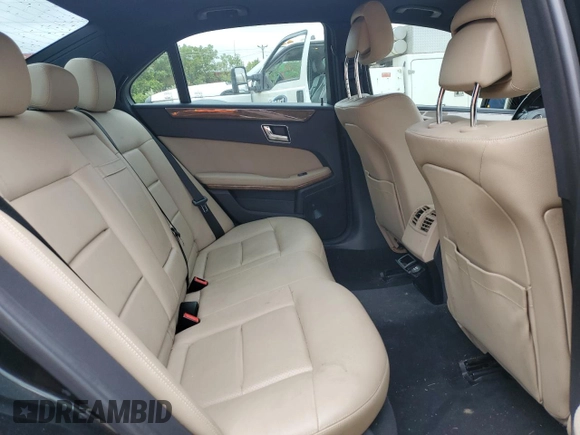 2011 Mercedes-Benz E 350 Luxury с VIN WDDHF8HBXBA392090, выставлен на аукционе Copart как лот 58540455 с пробегом 168 529 миль миль и Списание • Salvage title. История ставок и продаж доступна на DreamBid. Изображение 10.