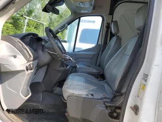 2017 Ford Transit Cargo с VIN 1FTYE1CMXHKA88550, выставлен на аукционе Copart как лот 60448795 с пробегом 164 824 миль миль и Чистый • Clean title. История ставок и продаж доступна на DreamBid. Изображение 7.