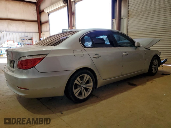 2009 BMW 5 Series 528i with VIN WBANU53579C118800, listed as a Copart auction lot 41823575 with Not Provided miles and Salvage Title. Bid and sale history available at carsss.com. Image 3.