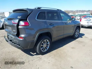2019 Jeep Cherokee Latitude Plus with VIN 1C4PJMLB9KD177741, listed as a IAAI auction lot 41904835 with 110,792 mi miles. Bid and sale history available at carsss.com. Image 4.