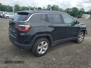 2019 Jeep Compass Latitude с VIN 3C4NJDBB8KT839196, выставлен на аукционе Copart как лот 63971645 с пробегом 42 691 миль миль и Списание • Salvage title. История ставок и продаж доступна на DreamBid. Изображение 3.
