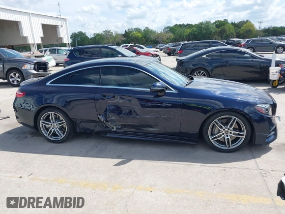 2018 Mercedes-Benz E-Class E 400 with VIN WDD1J6FB4JF054970, listed as a IAAI auction lot 41909770 with 69,700 mi miles. Bid and sale history available at carsss.com. Image 13.