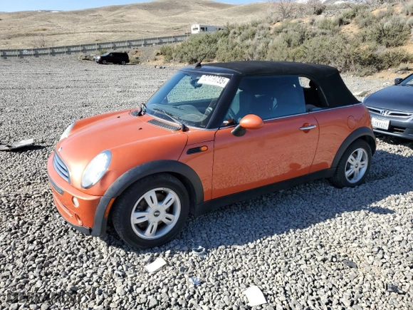 2005 MINI Cooper Convertible with VIN WMWRF33485TG10403, listed as a Copart auction lot 52459735 with 118,445 mi miles and Clean Title. Bid and sale history available at carsss.com. Image 1.