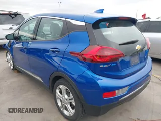2017 Chevrolet Bolt EV LT z VIN 1G1FW6S09H4177071, wystawiony jako IAAI lot #42163824 z przebiegiem 65 327 mil mil oraz . Historia ofert i sprzedaży dostępna na DreamBid. Obrazek 3.