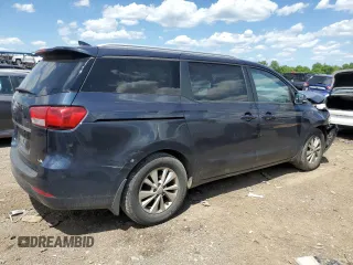 2016 Kia Sedona LX with VIN KNDMB5C10G6134592, listed as a Copart auction lot 56881974 with 137,797 mi miles and Salvage Title. Bid and sale history available at carsss.com. Image 3.