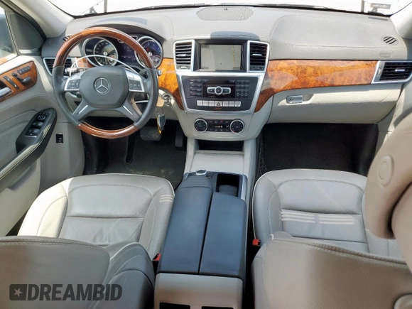 2013 Mercedes-Benz M 550 with VIN 4JGDA7DB7DA175263, listed as a Copart auction lot 61167345 with 177,130 mi miles and Clean title. Bid and sale history available at DreamBid. Image 8.