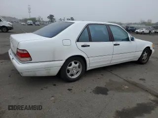 1999 Mercedes-Benz S 320/430/500 with VIN WDBGA33G0XA420334, listed as a Copart auction lot 55602345 with 239,693 mi miles and Clean Title. Bid and sale history available at DreamBid. Image 3.