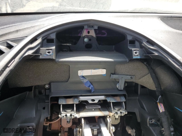 2017 Mazda Mazda3 5-Door Touring 2.5 with VIN 3MZBN1L33HM147215, listed as a Copart auction lot 61707144 with 0 miles and Salvage Title. Bid and sale history available at carsss.com. Image 9.