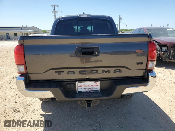 2023 Toyota Tacoma SR5 z VIN 3TYAZ5CN1PT035205, wystawiony jako Copart lot #52236045 z przebiegiem 10 752 mil mil oraz Czysty tytuł • Clean title. Historia ofert i sprzedaży dostępna na DreamBid. Obrazek 6.