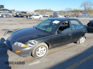 1998 Chevrolet Cavalier z VIN 1G1JC5241W7271957, wystawiony jako IAAI lot #42016249 z przebiegiem 130 159 mil mil oraz . Historia ofert i sprzedaży dostępna na DreamBid. Obrazek 2.