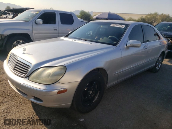 2000 Mercedes-Benz S-Class with VIN WDBNG75J2YA055873, listed as a Copart auction lot 62303444 with 236,646 mi miles and Salvage Title. Bid and sale history available at carsss.com. Image 1.