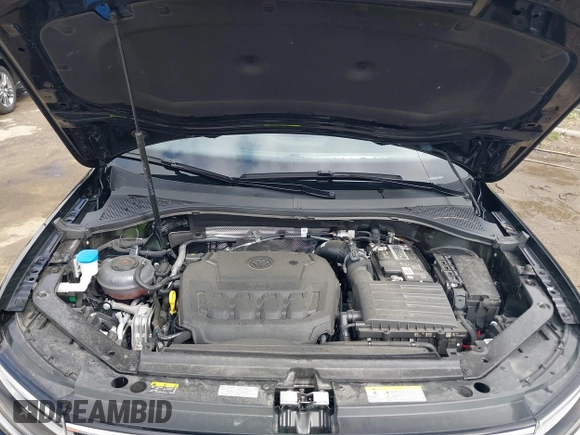 2023 Volkswagen Tiguan SE with VIN 3VV3B7AX4PM136264, listed as a IAAI auction lot 39724241 with 8,774 mi miles and . Bid and sale history available at DreamBid. Image 10.