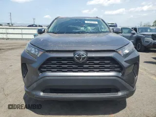 2019 Toyota RAV4 LE with VIN 2T3G1RFV0KC039352, listed as a Copart auction lot 62092395 with 62,800 mi miles and Salvage title. Bid and sale history available at DreamBid. Image 5.