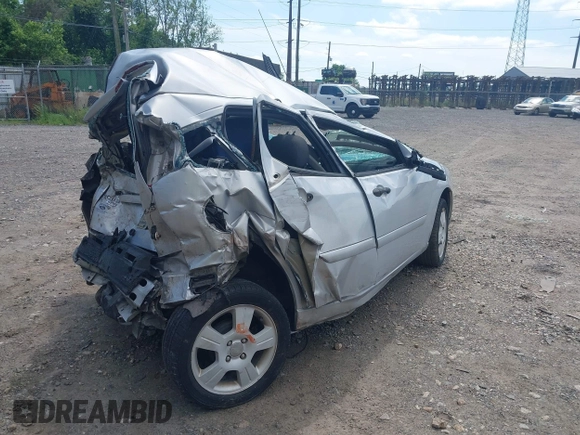 2006 Ford Focus S with VIN 1FAFP37N06W165504, listed as a IAAI auction lot 42300119 with Not provided miles and . Bid and sale history available at DreamBid. Image 4.