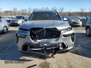 2025 BMW X7 xDrive40i with VIN 5UX23EM02S9W30056, listed as a Copart auction lot 50580665 with 0 mi miles and Salvage Title. Bid and sale history available at carsss.com. Image 5.