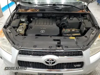 2010 Toyota RAV4 Limited z VIN JTMYK4DV2AD003504, wystawiony jako Copart lot #56321345 z przebiegiem 192 731 mil mil oraz Szkoda całkowita • Salvage title. Historia ofert i sprzedaży dostępna na DreamBid. Obrazek 12.