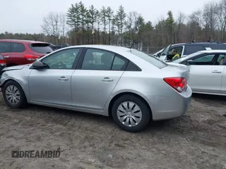 2014 Chevrolet Cruze LS with VIN 1G1PA5SG6E7275673, listed as a IAAI auction lot 41817767 with 121,250 mi miles and . Bid and sale history available at DreamBid. Image 14.
