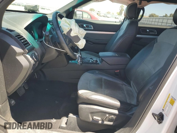 2017 Ford Explorer XLT с VIN 1FM5K8D85HGB64339, выставлен на аукционе Copart как лот 64113565 с пробегом 128 918 миль миль и Списание • Salvage title. История ставок и продаж доступна на DreamBid. Изображение 7.