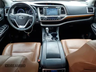 2019 Toyota Highlander Limited с VIN 5TDDZRFH1KS701297, выставлен на аукционе Copart как лот 55472505 с пробегом 75 254 миль миль и Списание • Salvage title. История ставок и продаж доступна на DreamBid. Изображение 8.
