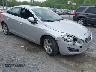 2012 Volvo S60 T5 z VIN YV1622FS6C2039381, wystawiony jako IAAI lot #42208668 z przebiegiem 112 664 mil mil oraz . Historia ofert i sprzedaży dostępna na DreamBid. Obrazek 1.