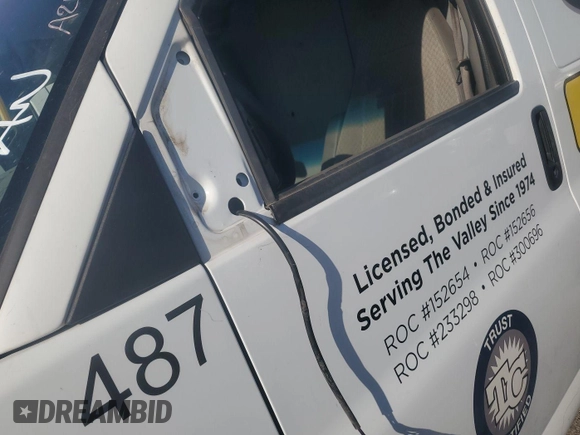 2017 Chevrolet Express Cargo with VIN 1GCWGAFF4H1326784, listed as a IAAI auction lot 42667321 with 151,394 mi miles and . Bid and sale history available at DreamBid. Image 13.