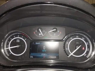 2015 Buick Regal with VIN 2G4GK5EX0F9139213, listed as a IAAI auction lot 41770385 with 61,303 mi miles. Bid and sale history available at carsss.com. Image 7.