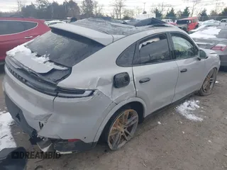2024 Porsche Cayenne with VIN WP1BA2AY1RDA52862, listed as a IAAI auction lot 41262541 with 13,084 mi miles and . Bid and sale history available at DreamBid. Image 4.