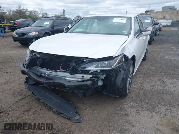 2021 Lexus ES 350 with VIN 58ADZ1B10MU082396, listed as a IAAI auction lot 42045686 with 36,208 mi miles and . Bid and sale history available at DreamBid. Image 6.